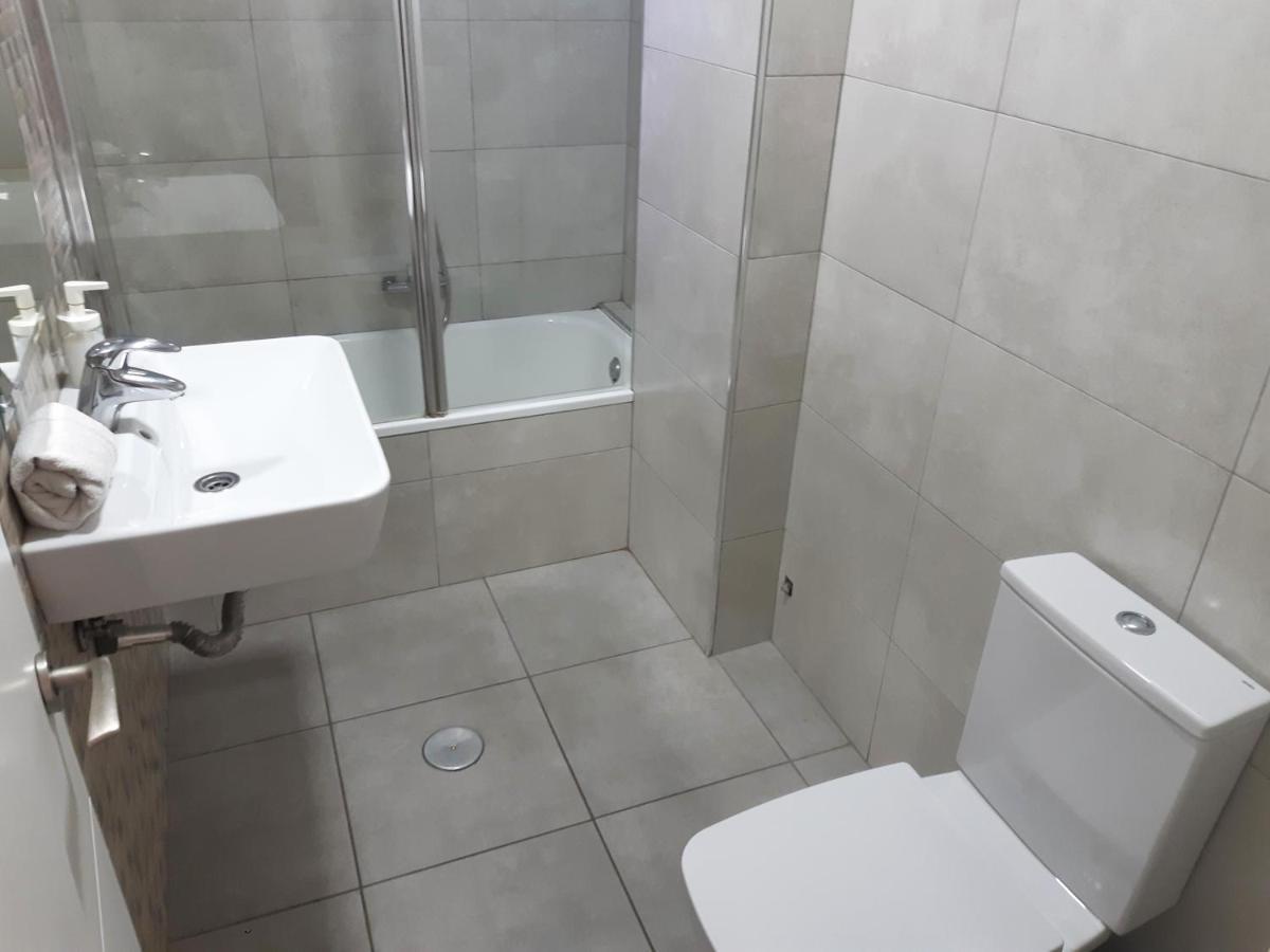 Apartamentos Ramirez 3000 Granada Buitenkant foto